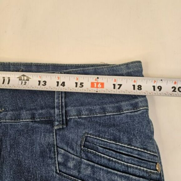 D&R Blue Denim Butt Lifting Women Bermuda Shorts Size 21/22 Faux Pockets - Picture 10 of 12